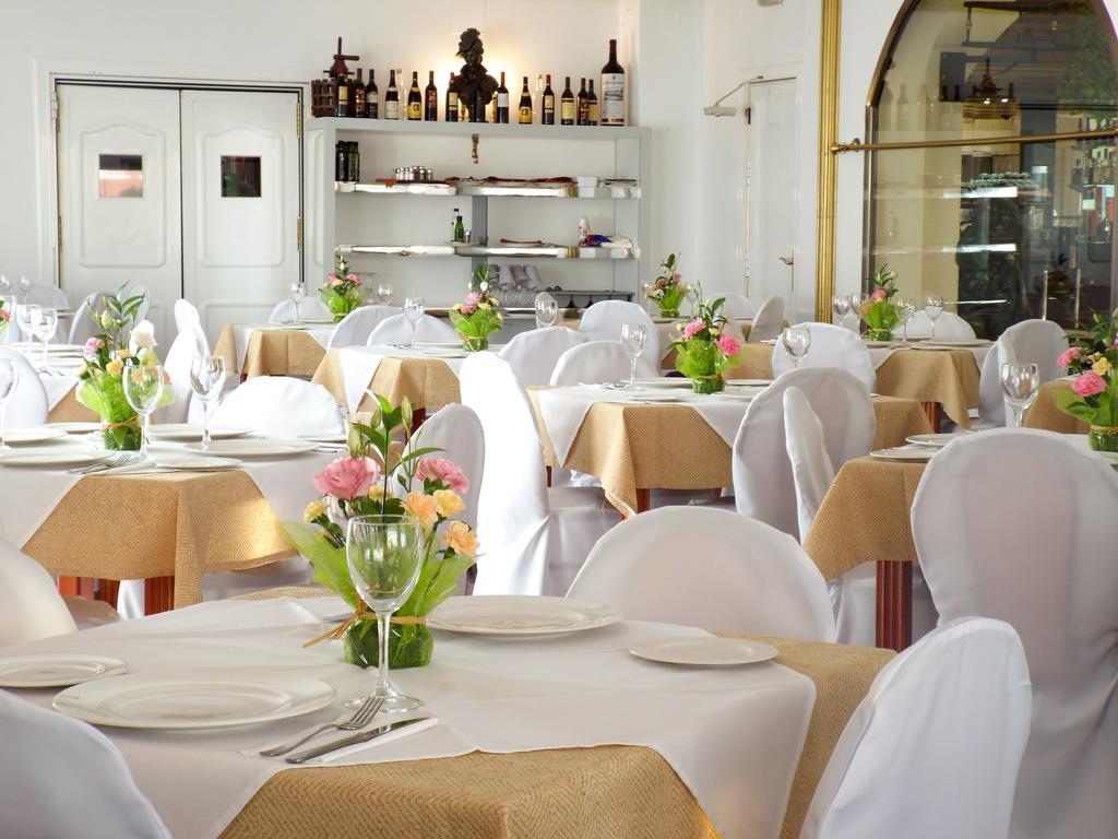 Hotel Poniente Moraleda De Zafayona Екстер'єр фото
