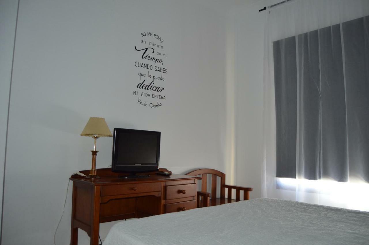 Hotel Poniente Moraleda De Zafayona Екстер'єр фото